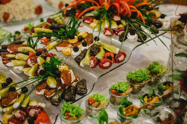 Catering comida casamento buffet — Fotografia de Stock