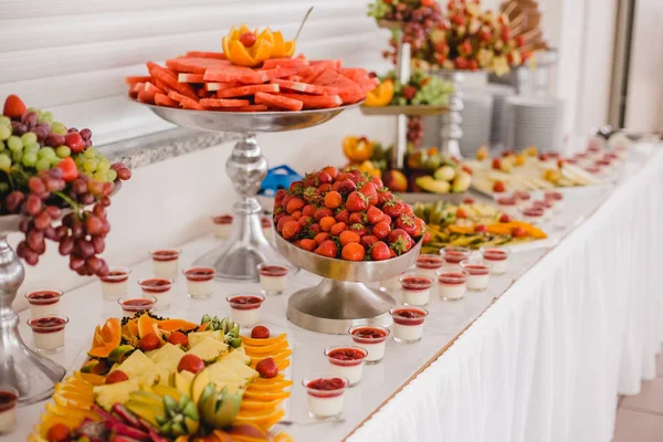 Catering für die Hochzeit — Stockfoto