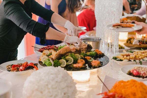 Catering evento de casamento buffet — Fotografia de Stock