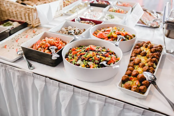 Catering, wesele imprezy w formie bufetu — Zdjęcie stockowe