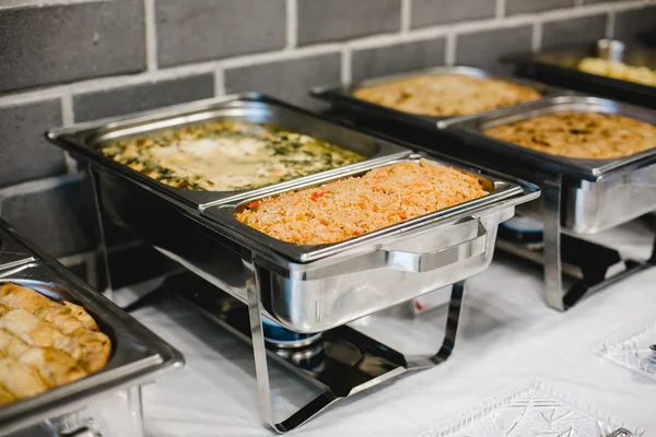 Catering buffet voor bruiloft — Stockfoto