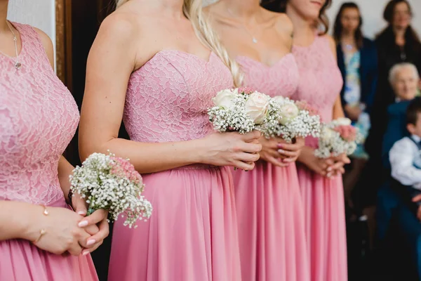 Wedding flowers bride bouquet — Stock Photo, Image