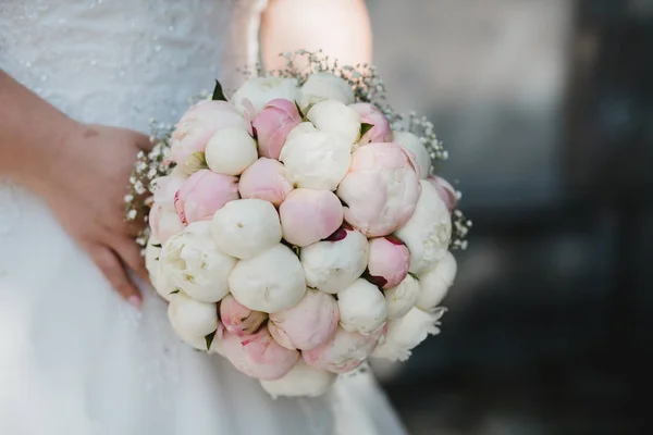 Mariage fleurs mariée bouquet — Photo