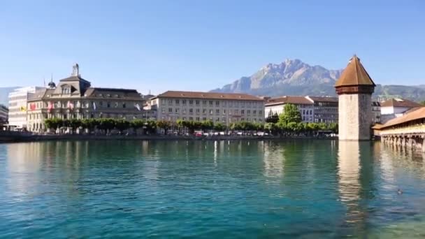 Lucerna Suiza Puente de paisaje urbano — Vídeo de stock