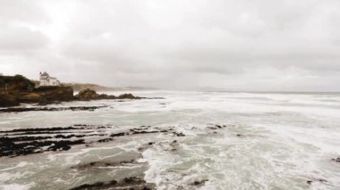 mavi okyanus plaj Fransa