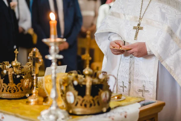 Iglesia ortodoxa religión boda Fotos De Stock