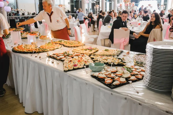 Catering bodas buffet eventos Imágenes De Stock Sin Royalties Gratis
