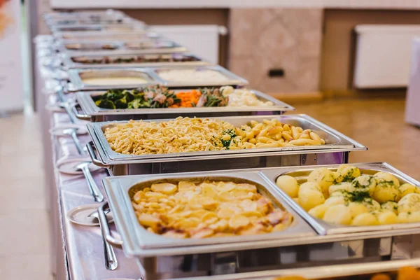 Restoran açık büfe olayları için catering