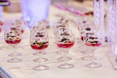 Restoran açık büfe olayları için catering