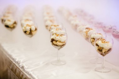 Restoran açık büfe olayları için catering