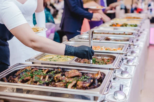 Restoran açık büfe olayları için catering