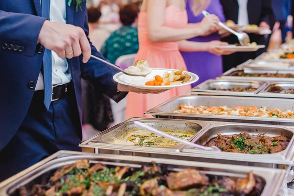 Restoran açık büfe olayları için catering