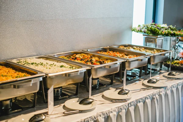 Buffet de bodas de catering para eventos —  Fotos de Stock