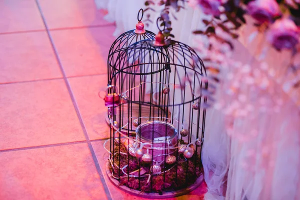 Boda iglesia ceremonia decoración flores —  Fotos de Stock