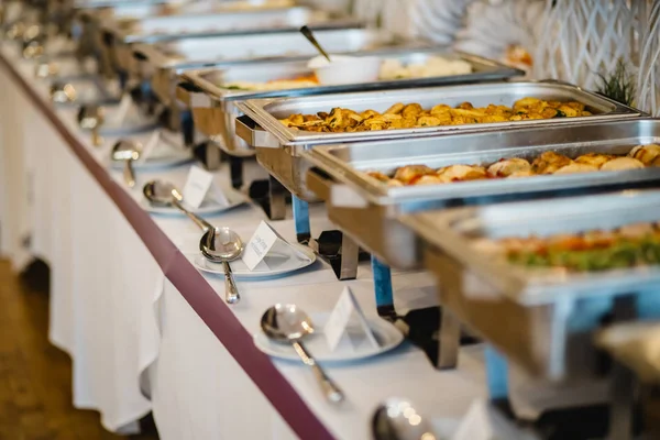 Buffet de bodas de catering para eventos —  Fotos de Stock