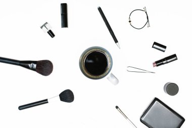 Ev ofis çalışma alanıyla aksesuarları