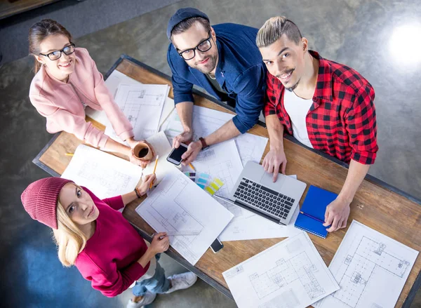 Proje çalışma tasarımcılar  