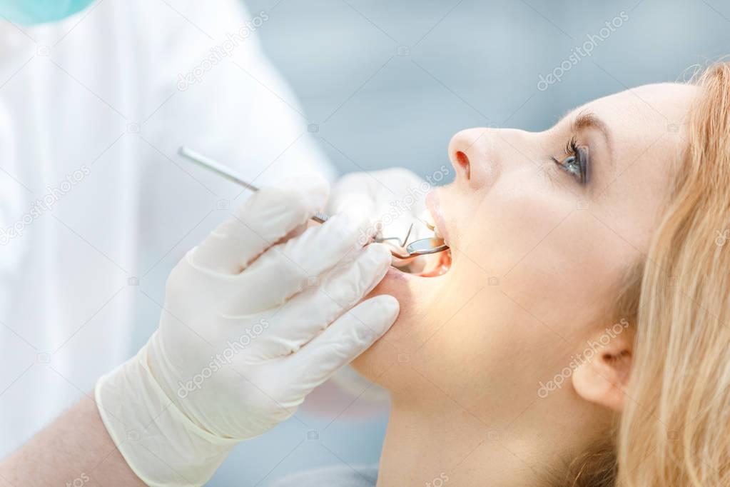 woman at dental check up