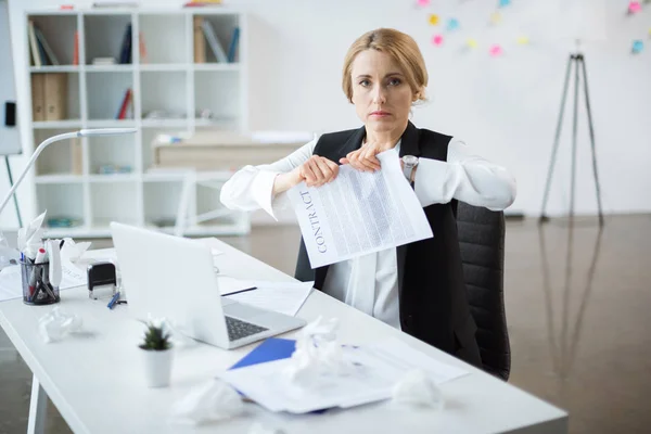 Stressed businesswoman at workplace — Stock Photo, Image