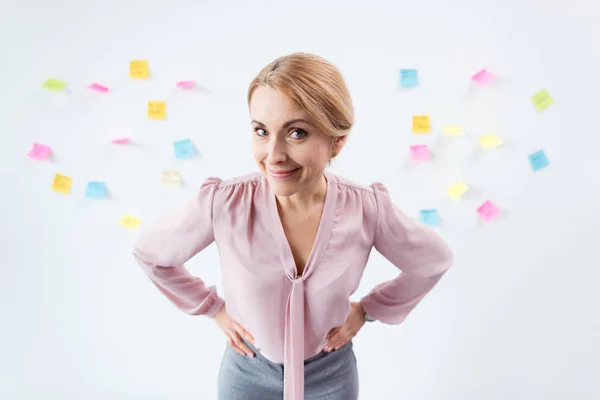 Smiling blonde businesswoman — Zdjęcie stockowe