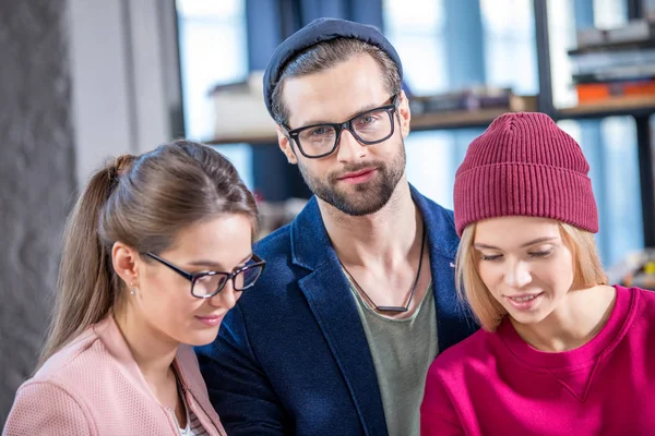 Young smiling coworkers — Stock Photo