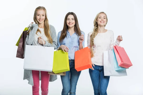 Mulheres com sacos de compras — Fotografia de Stock