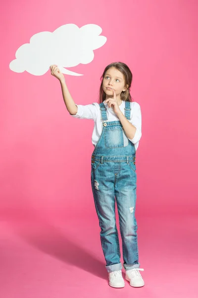 Niña con burbuja del habla - foto de stock