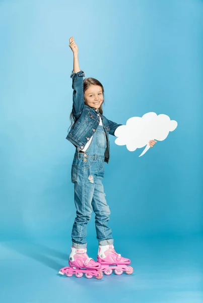 Girl in roller skates with speech bubble — Stock Photo