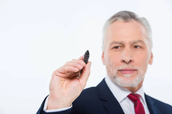 Empresario escribiendo con marcador — Foto de Stock