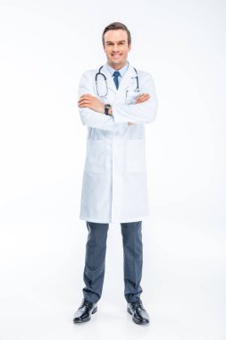 Steteskoplu erkek doktor.