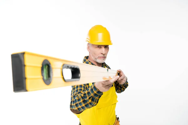 Workman med nivå verktyg — Stockfoto