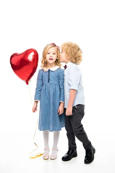 Děti s balónek ve tvaru srdce — Stock fotografie