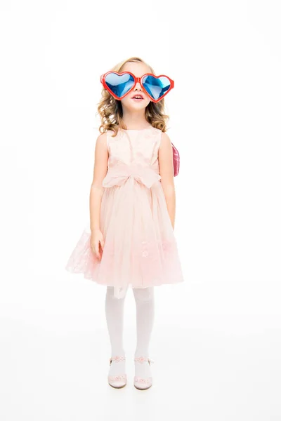 Dziewczyna w okulary w kształcie serca — Zdjęcie stockowe