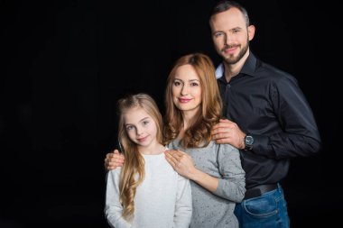 Mutlu aile birlikte ayakta