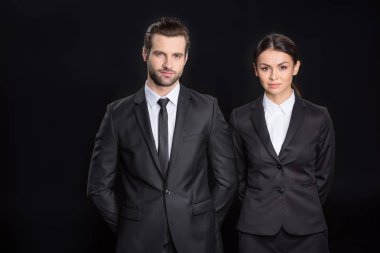 Kendine güvenen genç iş adamları