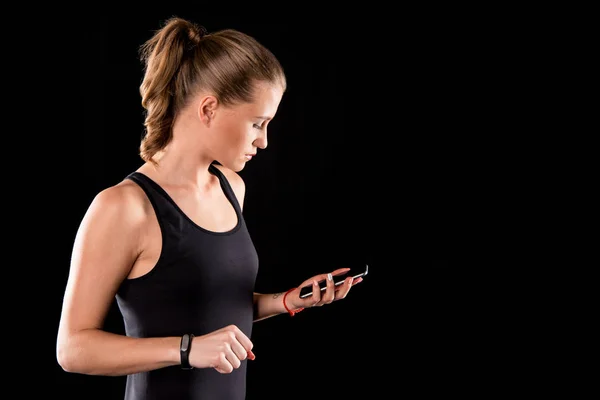 Mujer usando smartphone — Foto de Stock