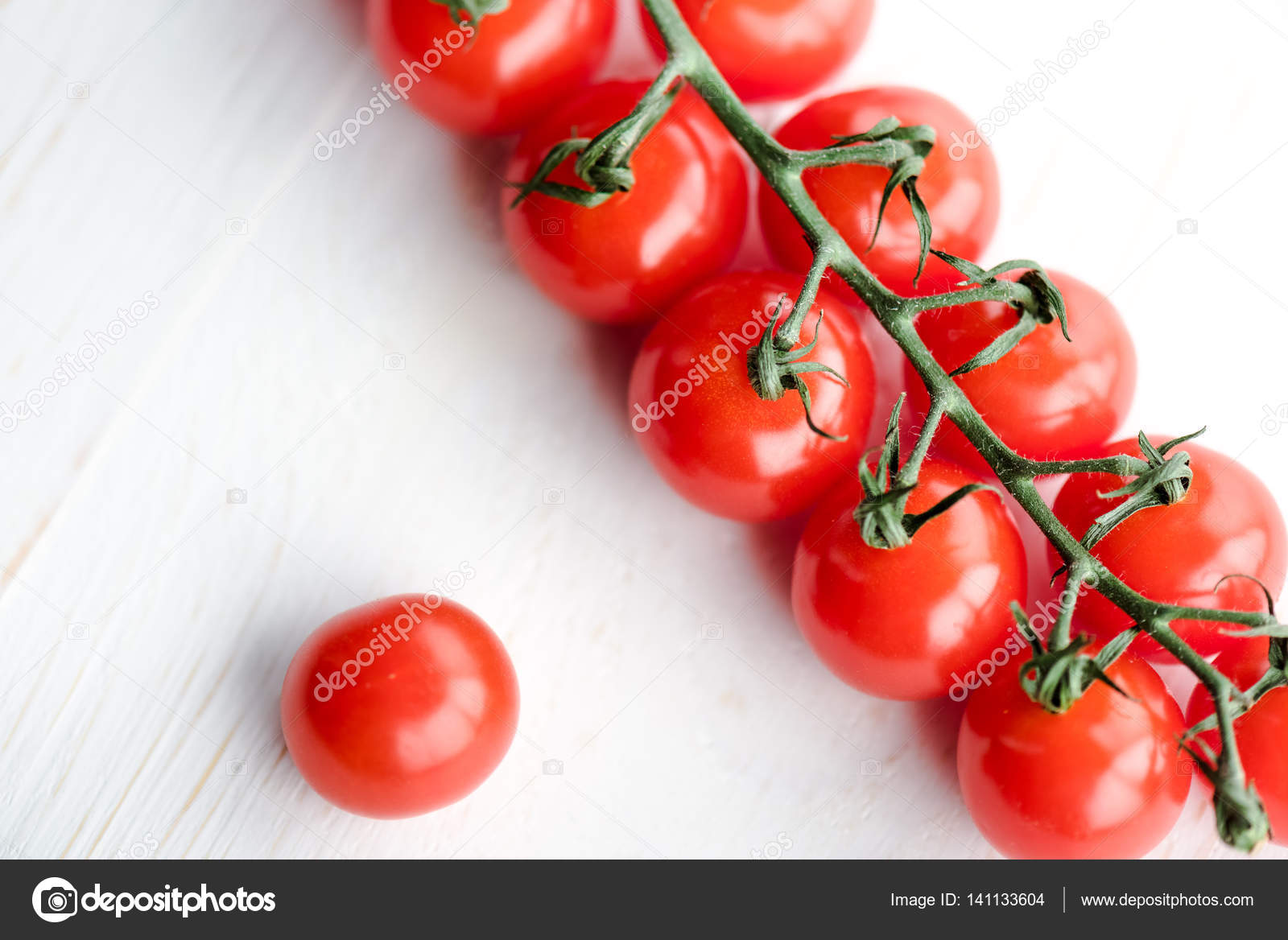 Fresh ripe tomatoes Stock Photo by ©IgorTishenko 141133604