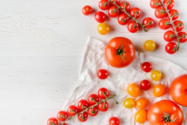 Fresh ripe tomatoes clipart