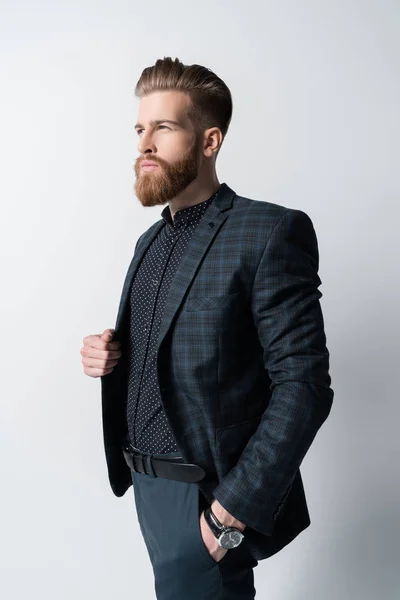 Elegante hombre barbudo — Foto de Stock