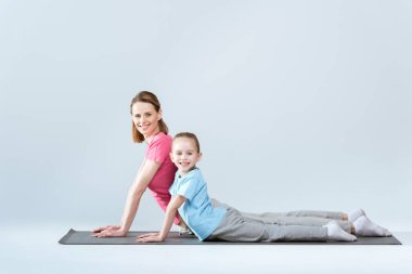 Sportif anne ve kızı