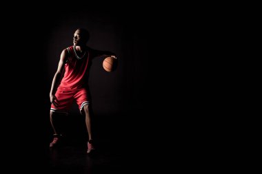 Sportif basketbol oyuncusu