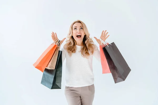 Donna con shopping bags — Foto Stock