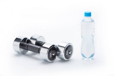 spor malzemeleri üzerine beyaz izole
