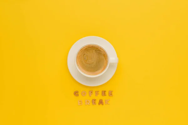 Φλιτζάνι φρέσκο καφέ — Φωτογραφία Αρχείου