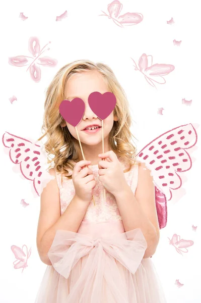 Mädchen mit Schmetterlingsflügeln — Stockfoto