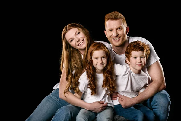 Boldog vöröshajú család — Stock Fotó