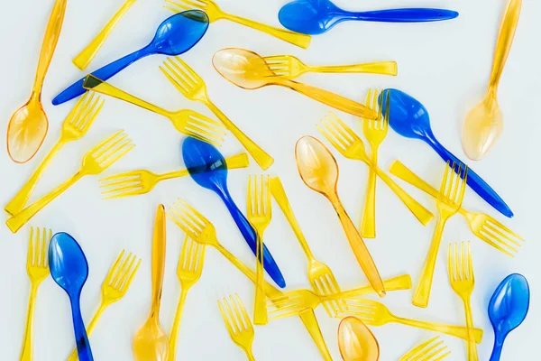 Various plastic cutlery — Stock Photo, Image