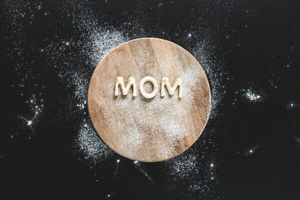 Edible lettering on cutting board 