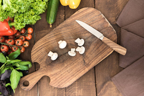 Состав продуктов питания из спелых овощей
 