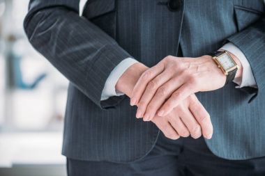 Olgun işkadını formal giyim 